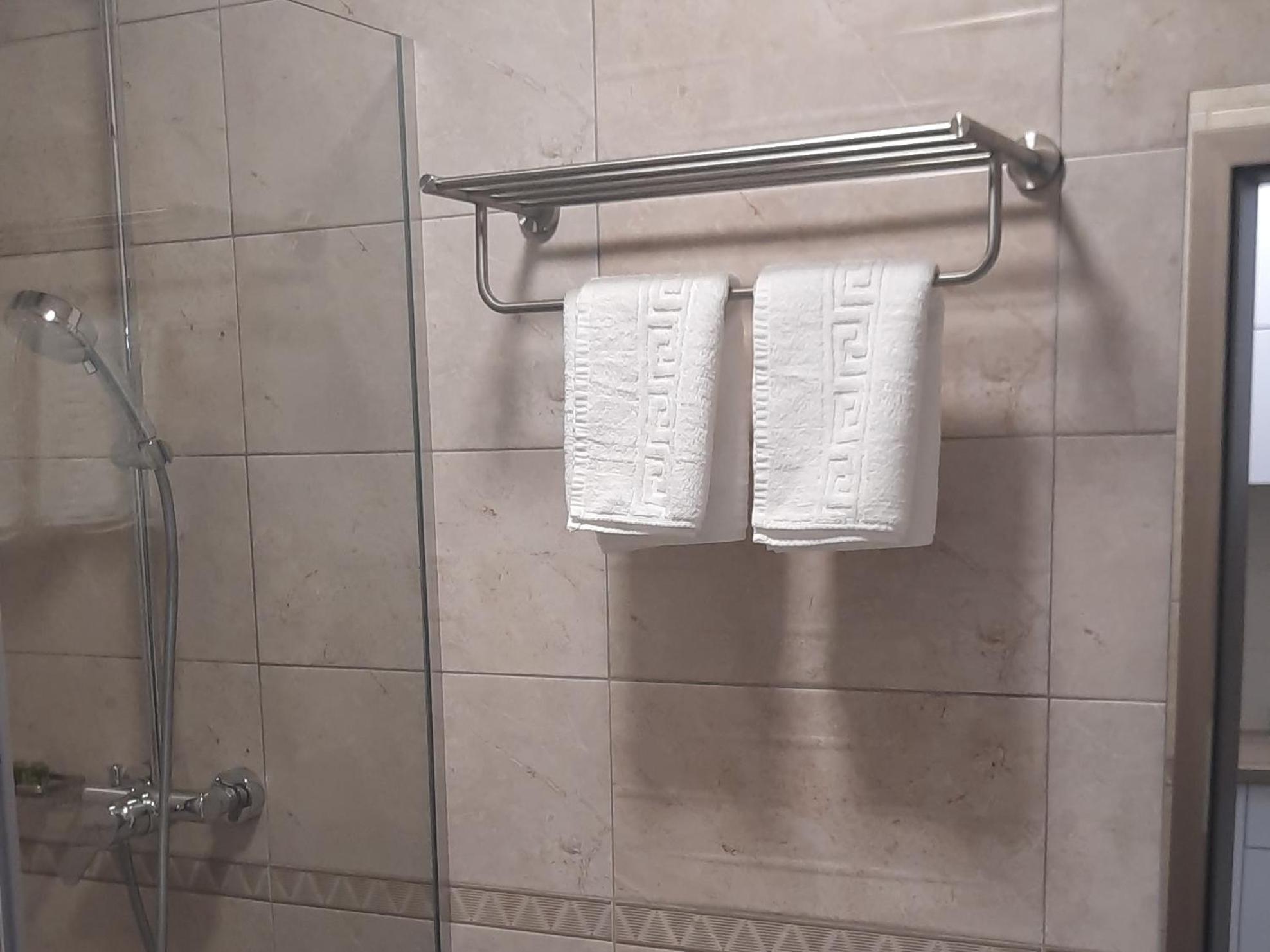 *Studio David* Сібіу Номер фото